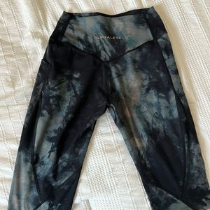 Alphalete leggings Small/XS oil stain